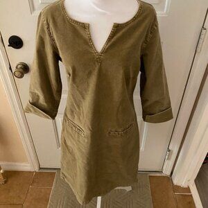 The Territory Ahead Womens Size 8 Brown Tan Corduroy Dress v neck Pockets